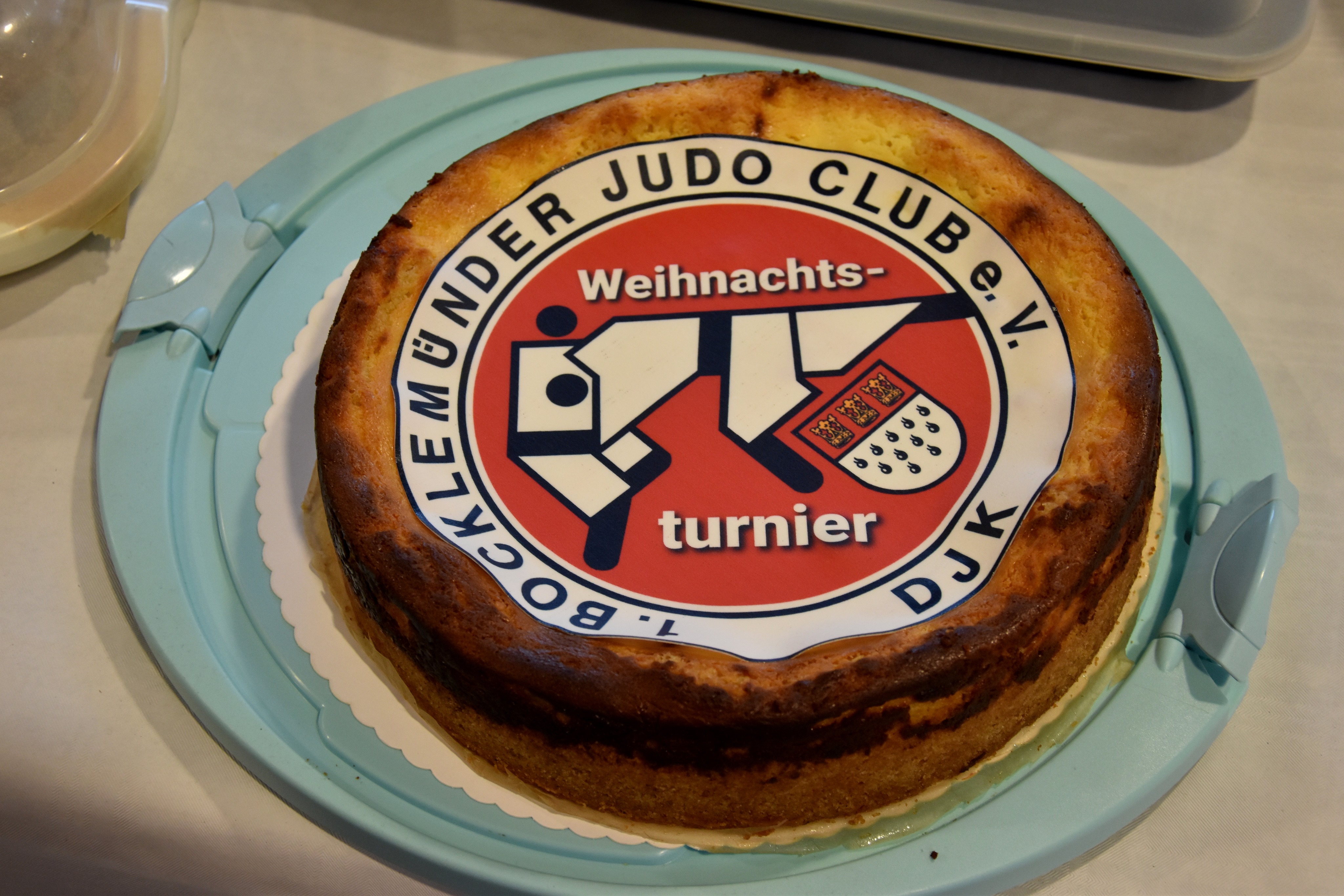 Ein leckerer Kuchen mit unserem Logo